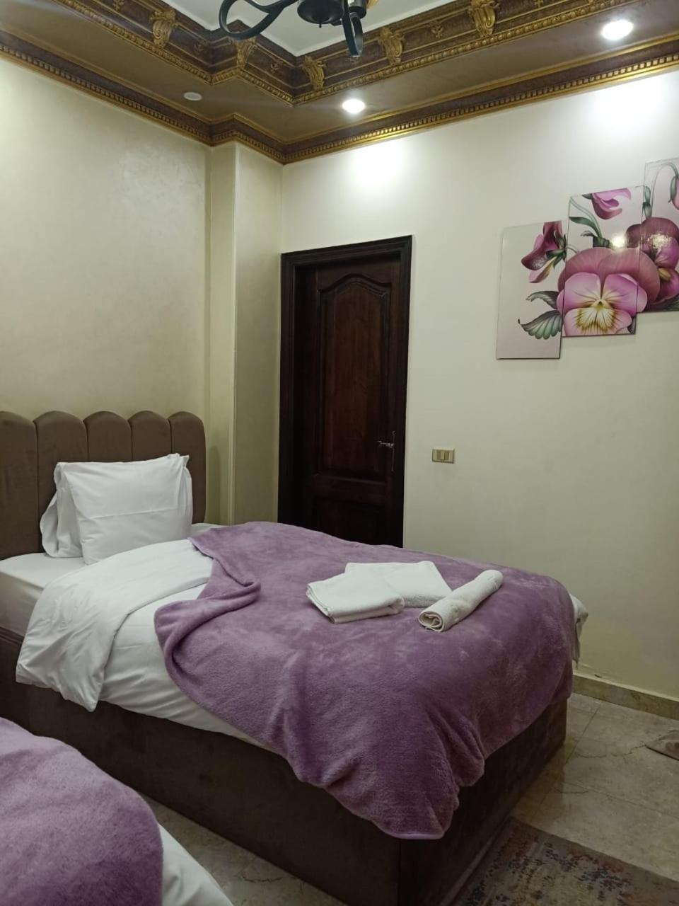Hotel Pyramid View Gh Kafret el-Gabal Pokoj fotografie