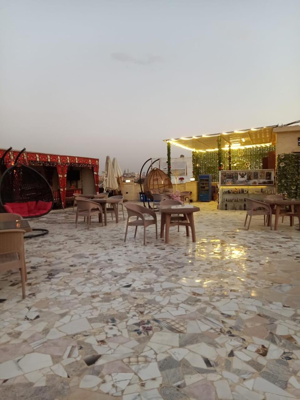 Hotel Pyramid View Gh Kafret el-Gabal Exteriér fotografie